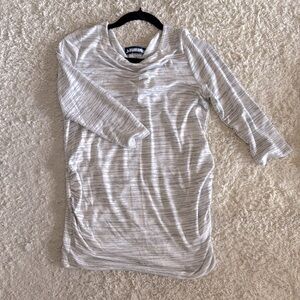 Ink love and peace maternity top